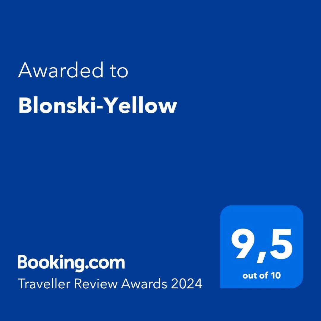Blonski-Yellow Málaga Exteriör bild